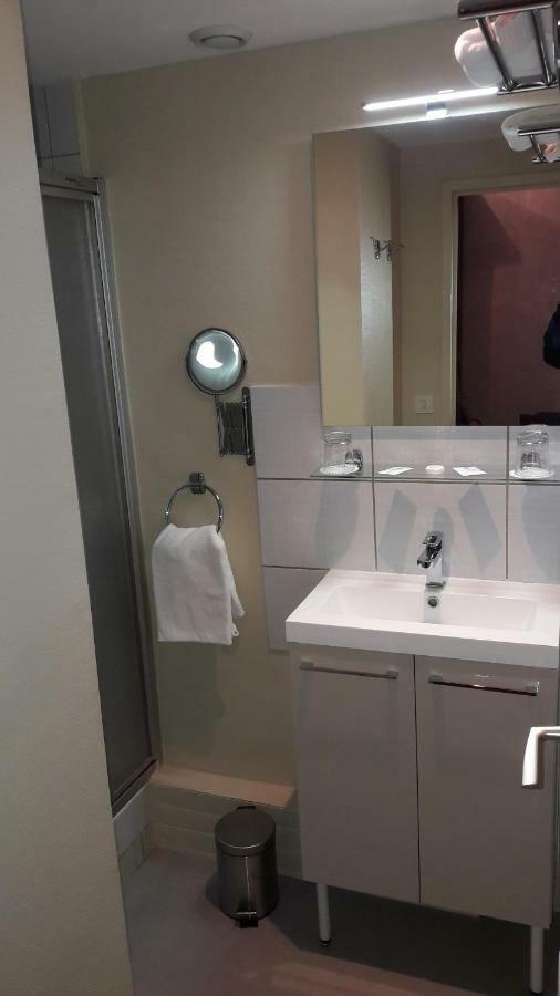 Hotel Logis Le Cor D'argent *